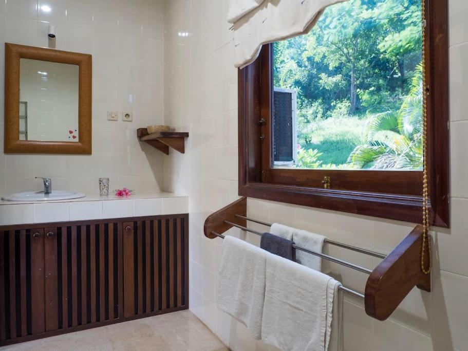 Villa 7, Secret Garden, Kerandangan, Near Senggigi Mataram Buitenkant foto