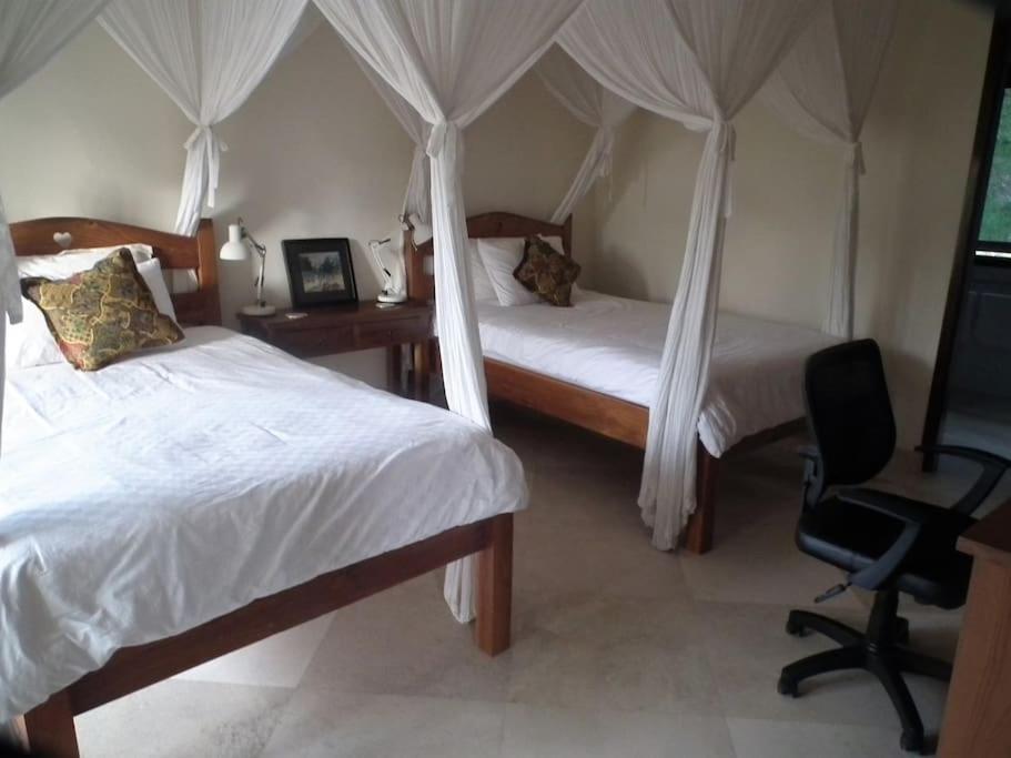 Villa 7, Secret Garden, Kerandangan, Near Senggigi Mataram Buitenkant foto